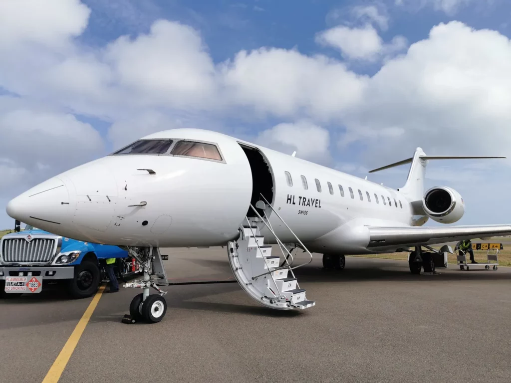 HL Travel Privatflugzeug